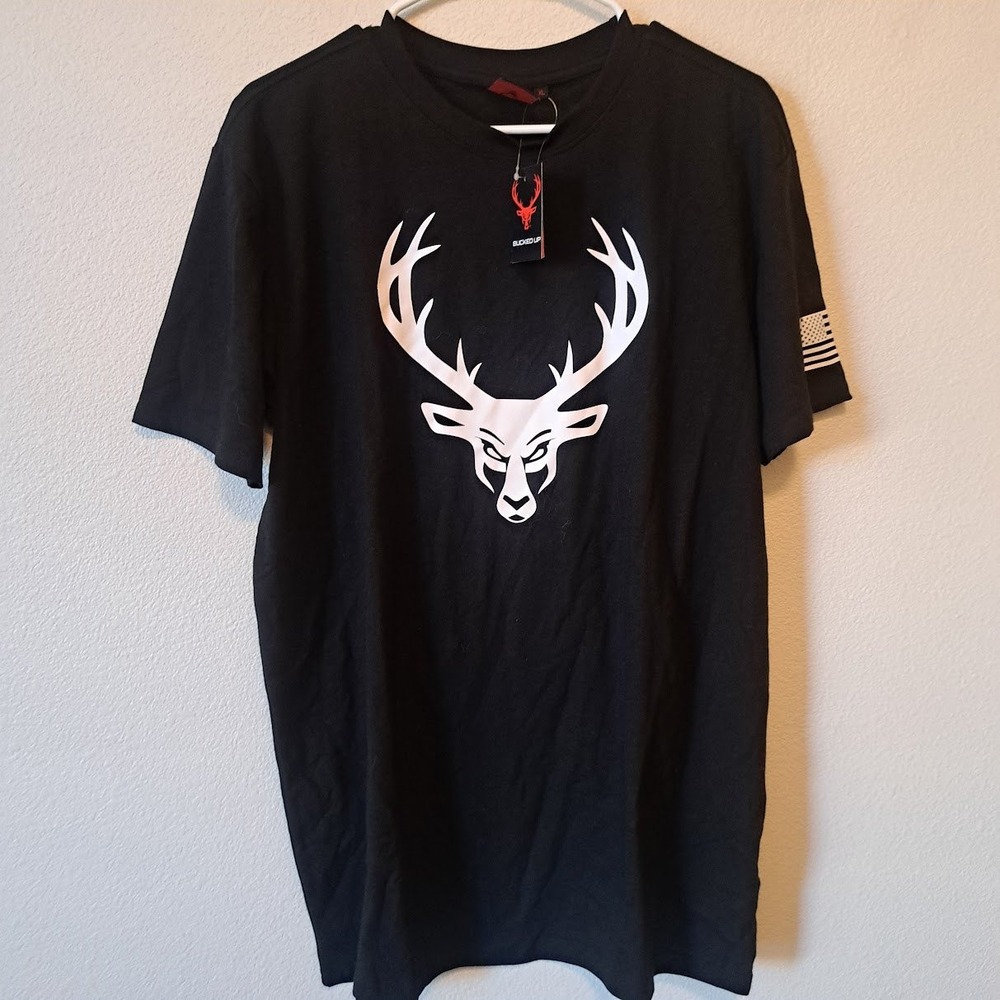 Bucked Up Mens Graphic T-Shirt Black XL NWT Deer Head Logo American Flag Sleeve